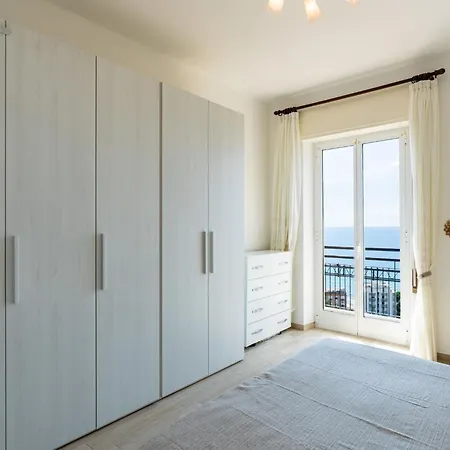 Seaview By Interhome * アラッシオ