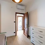 Seaview By Interhome Apartament